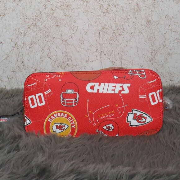 Dooney & Bourke NFL Kansas City Chiefs Suki Crossbody (Red) - Picture 5 of 6